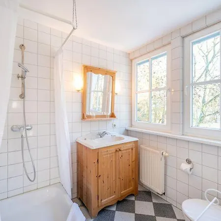 Frühstückspension Doppelzimmer Im Gutshaus Obergeschoss Putbus